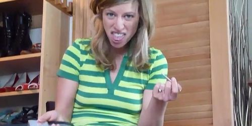 Sara's Cruel: Boot Licker in Chastity for Life