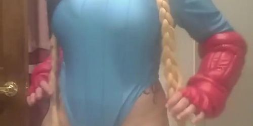 Cosplay Cammy Talking Shit