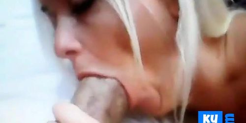 Blonde loves to suck a big dick Amateur