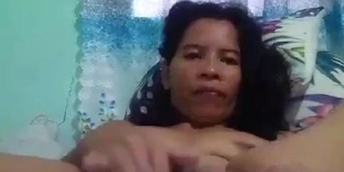 Giselle cullantes  my filipina girlfriend masturbating