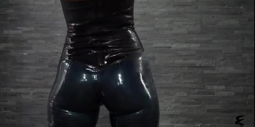 Latex leggings twerk