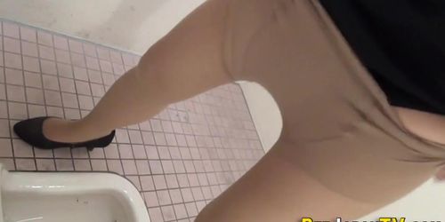 PISS JAPAN TV - Slutty asians peeing in public toilet