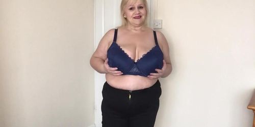 Young man turns into a fat older woman Part 2 - bbw body swap (Blondie Anderson, Fetish Fatale, amateur )