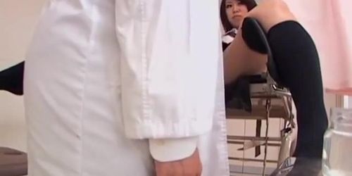 Adorable Jap gets some pussy drilling during Gyno exam