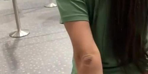 takes out butt plug  at airport security