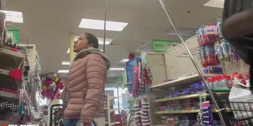 Flash cuties caught in public…cumshot - Tnaflix.com