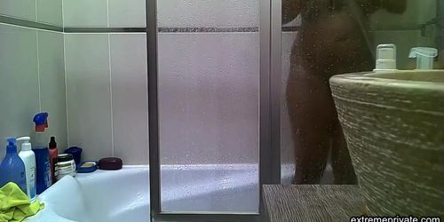 Curvy indian stepmom spied in the shower