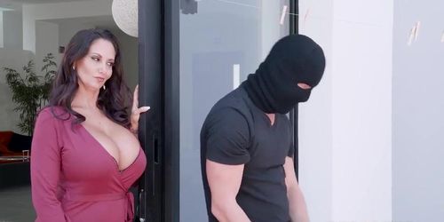 video Mom's panty bandit [trailer] ava addams & van wylde HD