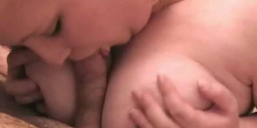 MYTINYDICK - Une fille potelée gagne de l'argent supplémentaire après l'école