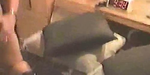 AMATEUR BANGERS - Angela B fait une fellation méchante (Sweet Paige)