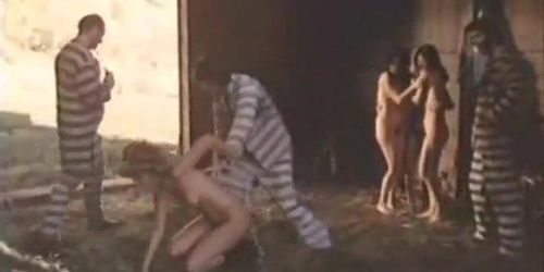 THE CLASSIC PORN - Prisoners have a hard sex with lady