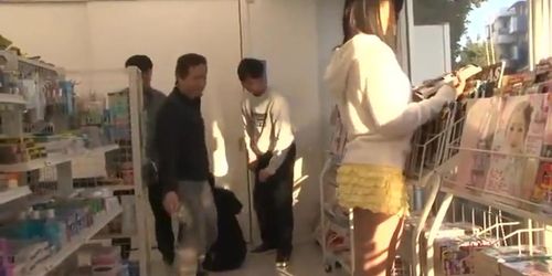 Teen Japanese swallow lot of cum