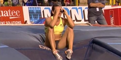 Yelena Isinbayeva Oops