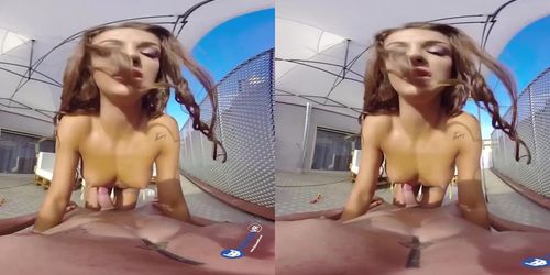 Pool VR Blowjob