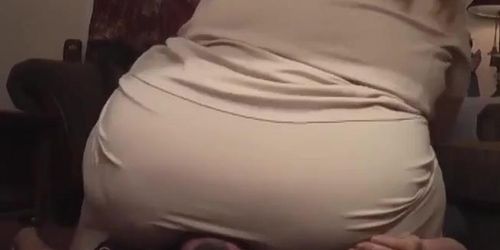 MistressKim Facesitting - video 4
