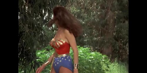 Wonder Woman Lynda Carter - Edition Job - Diving suit Cameltoe! 3