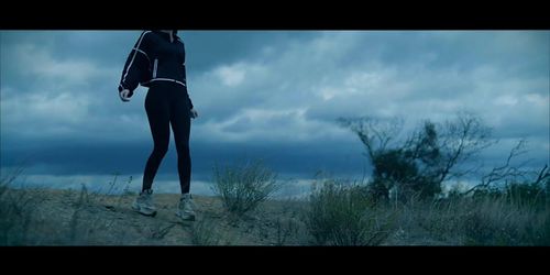 Giantess Crush