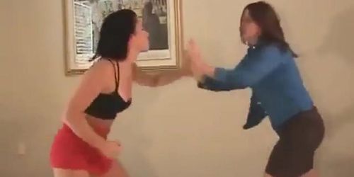 Marie vs Gia