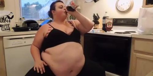 Stinking Burps porn video – BBW Sabrina overstuffed and overweight plus burps