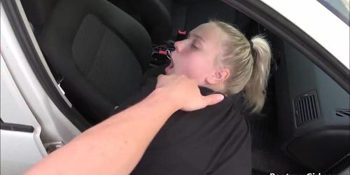 Teen with big ass gets fucked in car.