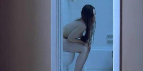 Celeb Rachel Miner entièrement nue ayant des relations sexuelles avec des seins naturels