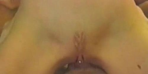 HOMEGROWNVIDEO - HomegrownGFs Afuera mirando hacia adentro (Little One)