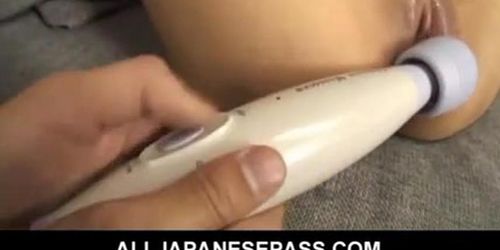 ALL JAPANESE PASS - Vervelende gangbang voor geschoren Hikaru Momose