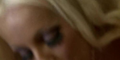 Dolly Delight fucks with Kloe Kane