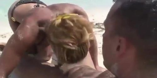 Kathia Nobili gets fucked on beach