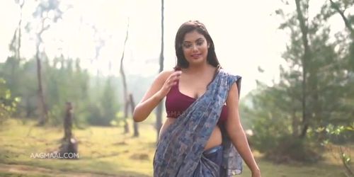 Saree model