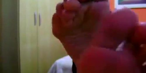 Goddess Footsie Vida Feet