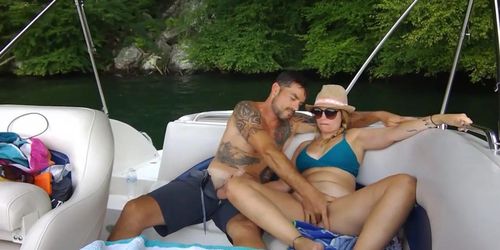 Public Amateur Sex Fun On Boat Public Voyeur Part1