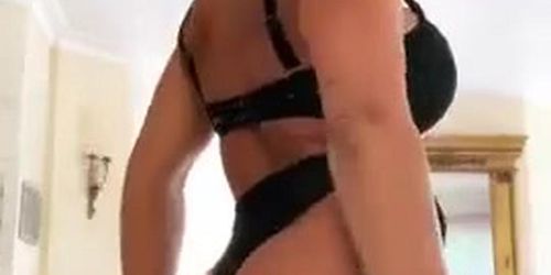 Big boobs round ass milf