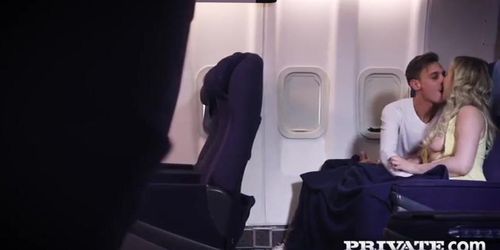 Mia Malkova Cumming in the plane (Mia Malkova????????)