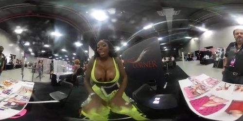 VR Ebony Mystique booby jiggle at EXXXotica NJ 2019