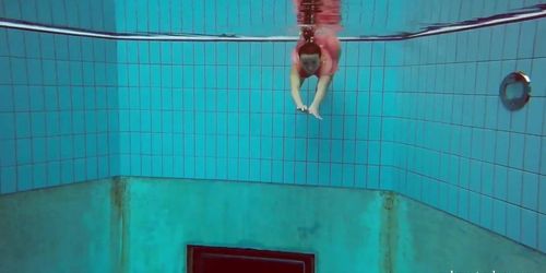 Hot Deniska underwater naked teen