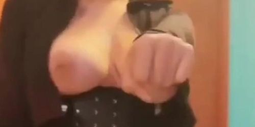 Jerk off challenge de Ariadna Lorenzana