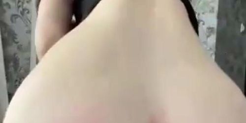 Hottie Riding that Dildo Rearview (Ellie Leen)