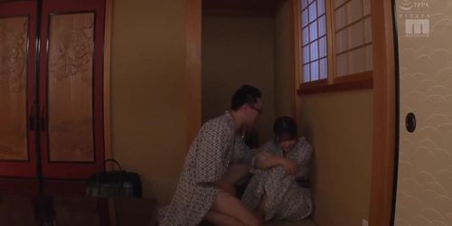 (English Subtitles) A Woman Who Was Vaginal Cum Shot By The Rich Fathers In The Shared Room (Nao Jinguji)