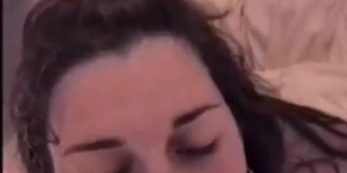 gorgeous brunette suck dick