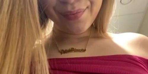 Teen-Alice Horny Toliet Camshow part 3