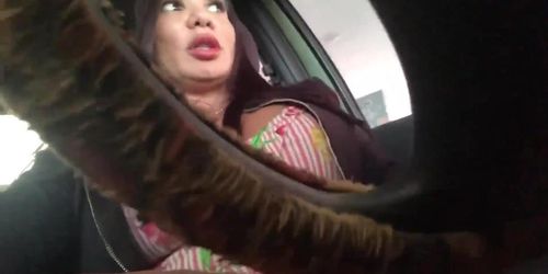 Mama drive com boy musculoso sexo completo sem cortes no carro gozou na minha boca bebi tudo bianca naldy