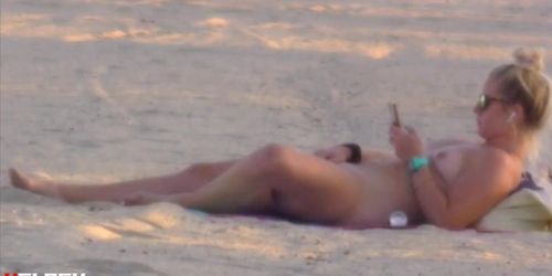 Nudist masturbating - Tnaflix.com