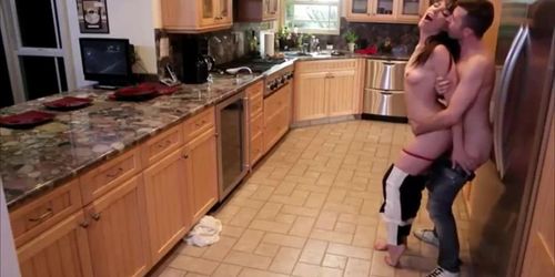 Hot treason straight in the kitchen (Dana DeArmond)