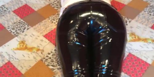 Squeezingmy  ass in shiny vinyl pants