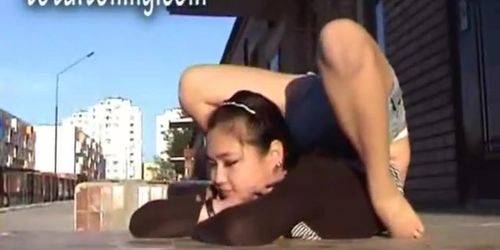 Asian flexible girl