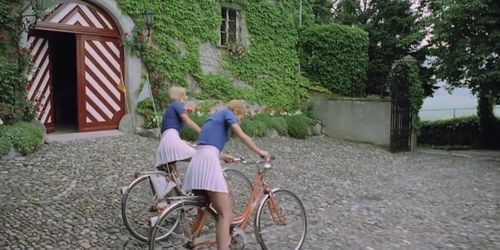 Sechs Schwedinnen Im Pensionat (1979) (Isis Taylor)