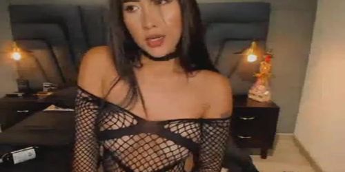 Hot Female With Exotic Lingerie Fuck Herself On Cam