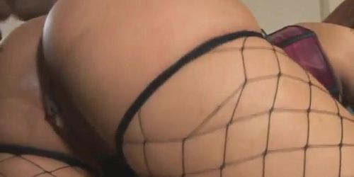 Tia Cherry Monster Booty