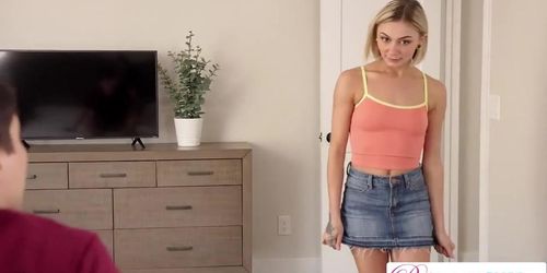 Stepbrother Says "So you want me to cum in you?!" S7:E6 (Chloe Temple)